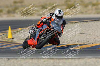 media/Apr-09-2023-SoCal Trackdays (Sun) [[333f347954]]/Turn 11 (10am)/